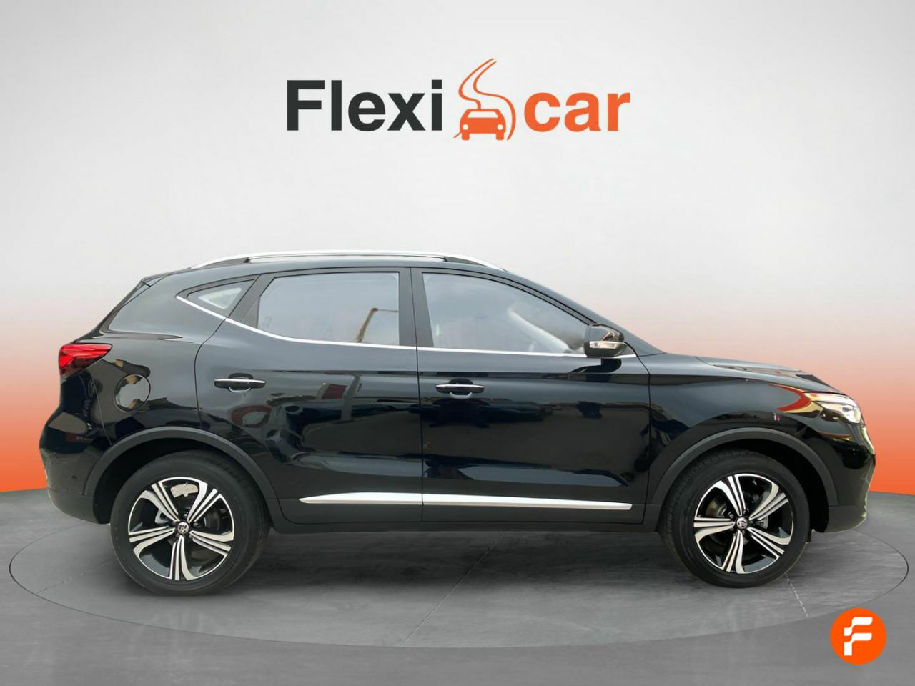 mg zs 2023 / foto grande (2)