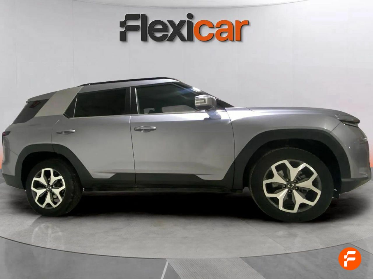 ssangyong torres 2024 / foto grande (3)