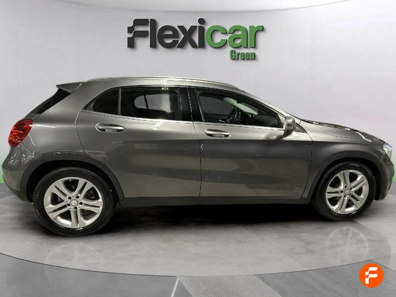 mercedes gla 2017 / foto grande (3)