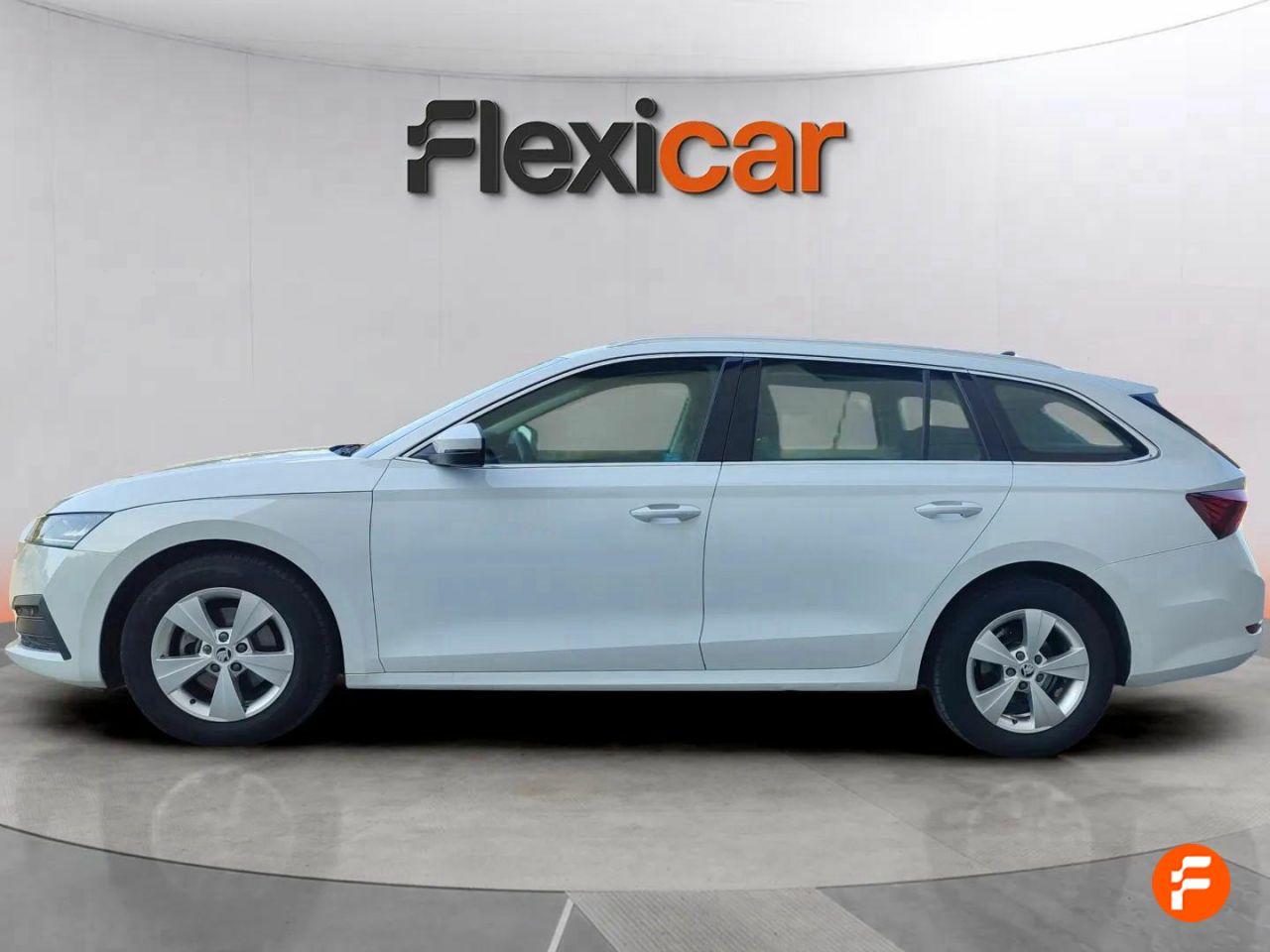skoda octavia 2021 / foto grande (3)