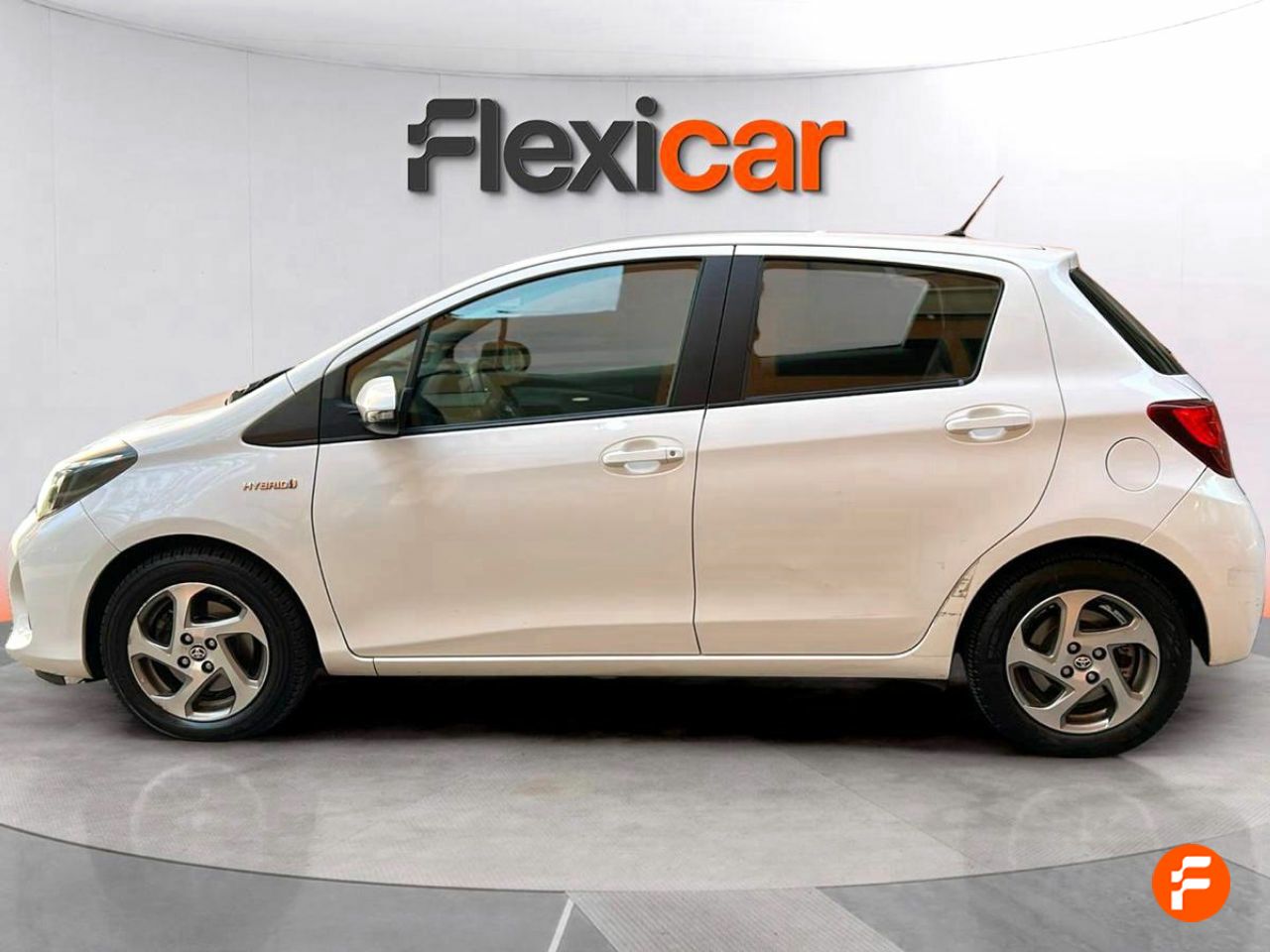 toyota yaris 2015 / foto grande (3)