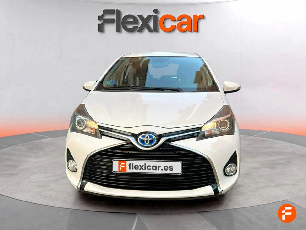 toyota yaris 2015 / foto grande (2)