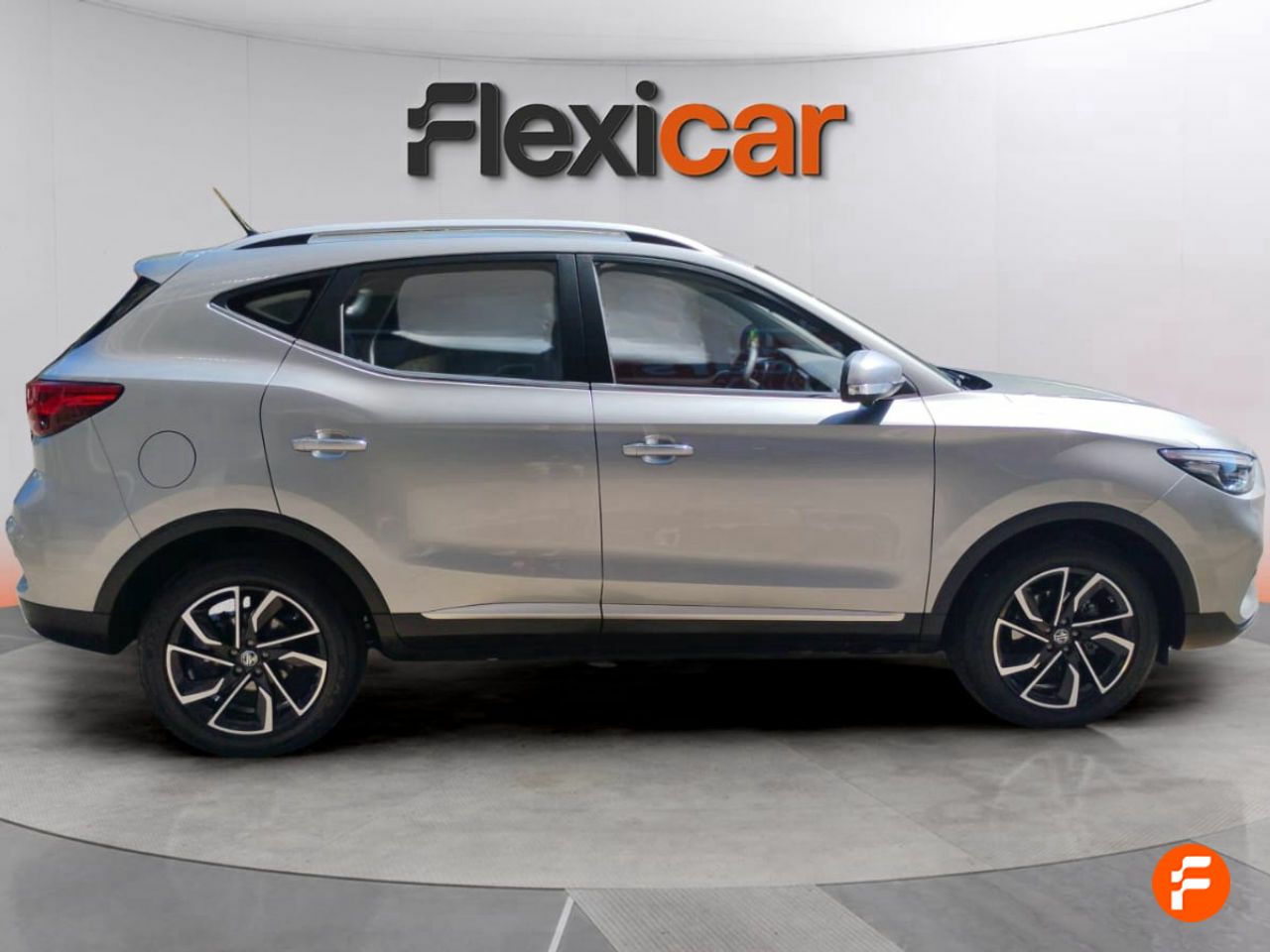 mg zs 2024 / foto grande (2)