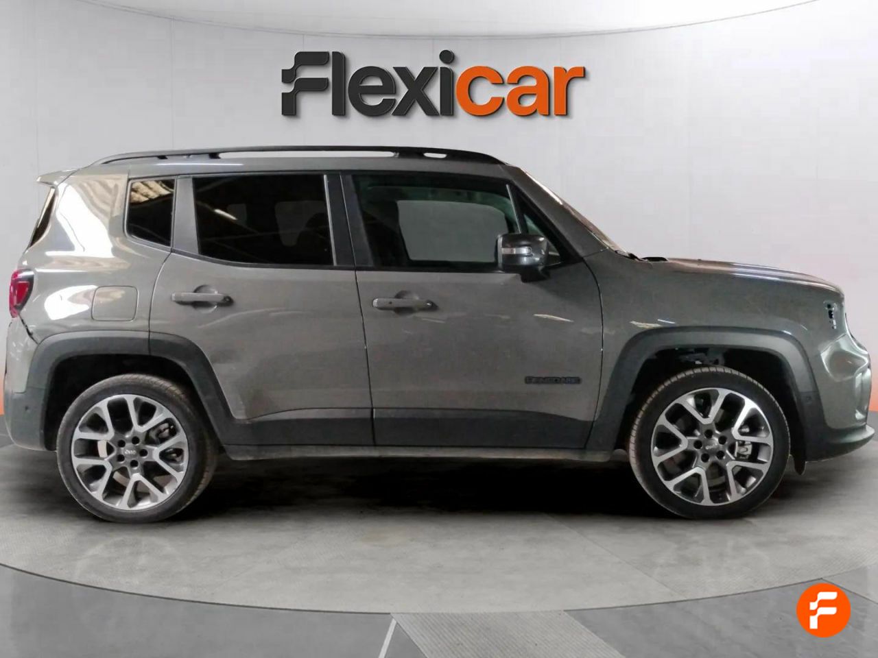 jeep renegade 2022 / foto grande (3)