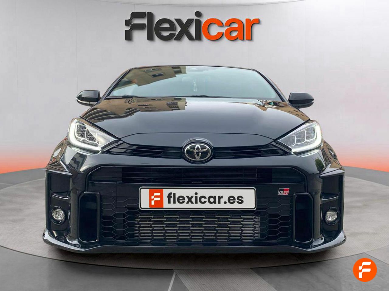 toyota yaris 2024 / foto grande (2)