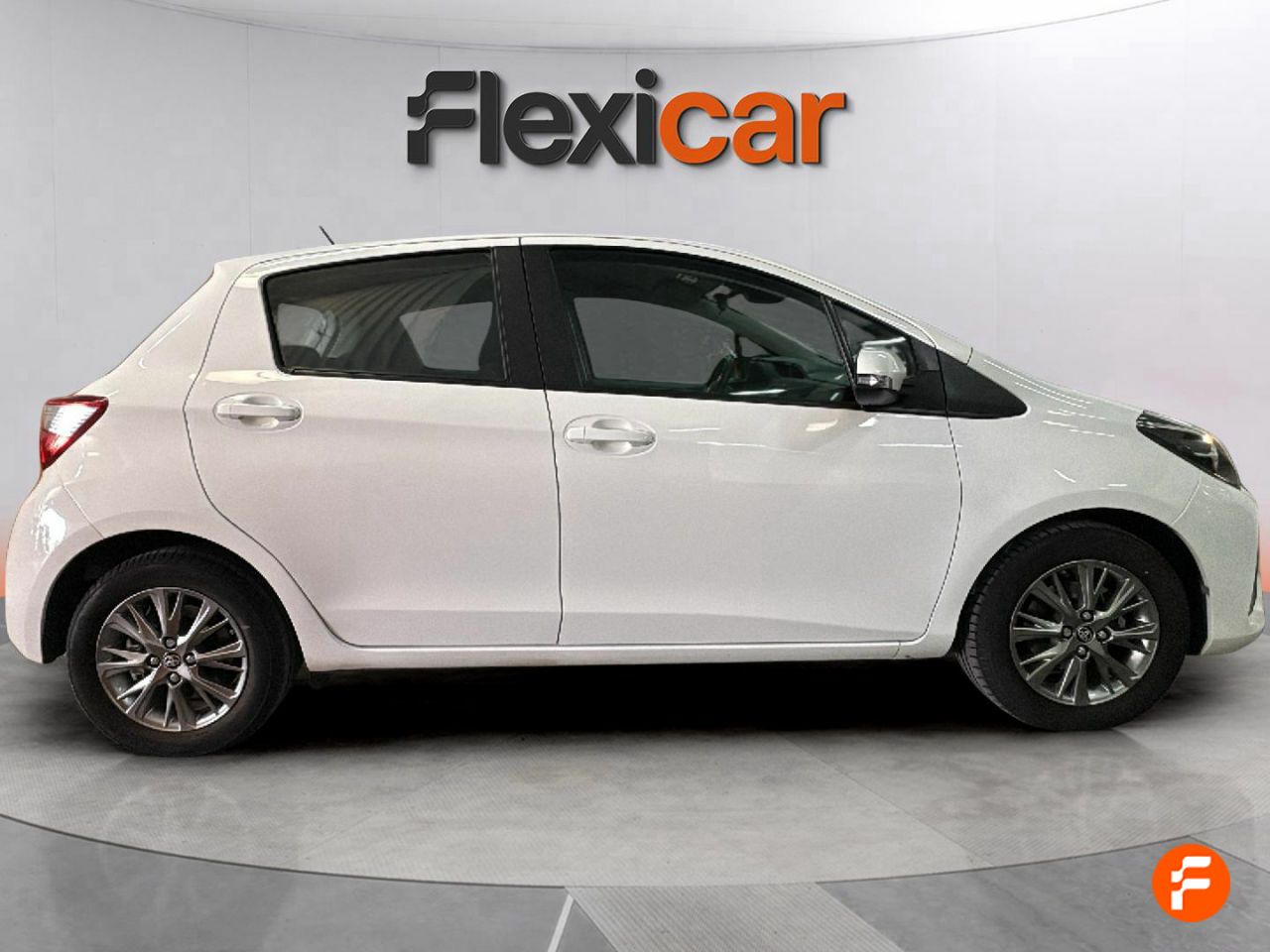 toyota yaris 2020 / foto grande (3)