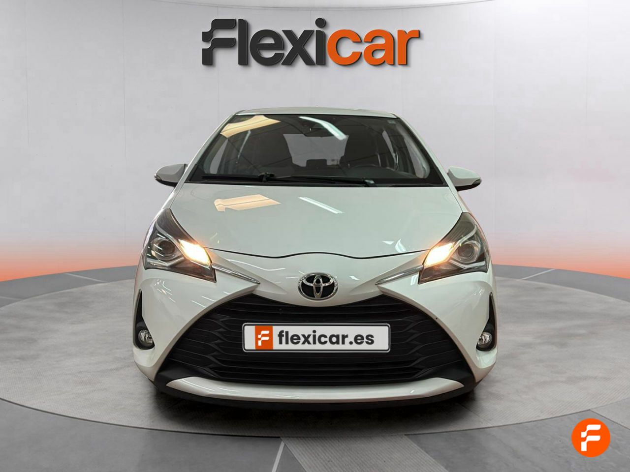 toyota yaris 2020 / foto grande (2)