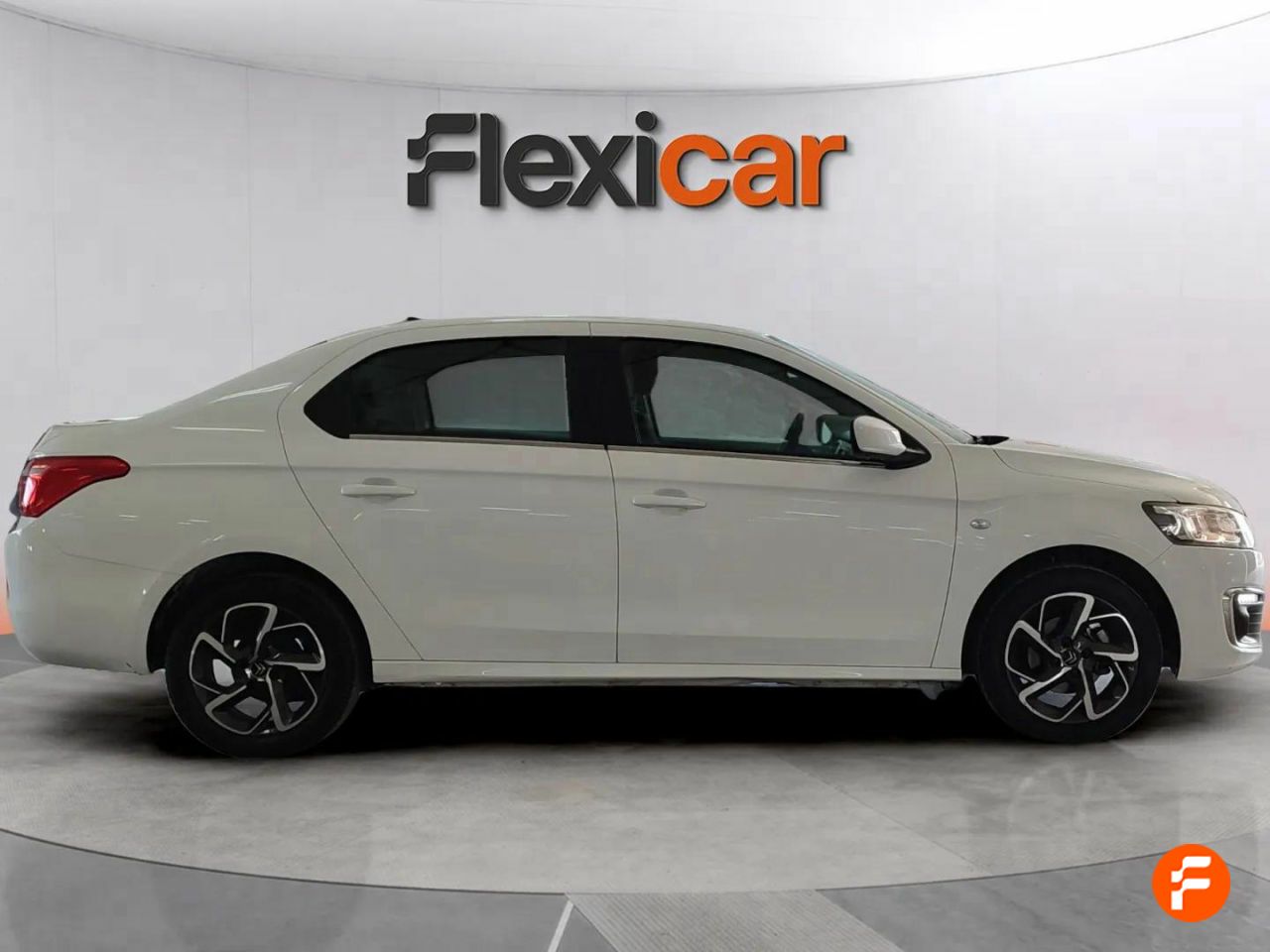 citroën c-elysée 2018 / foto grande (3)