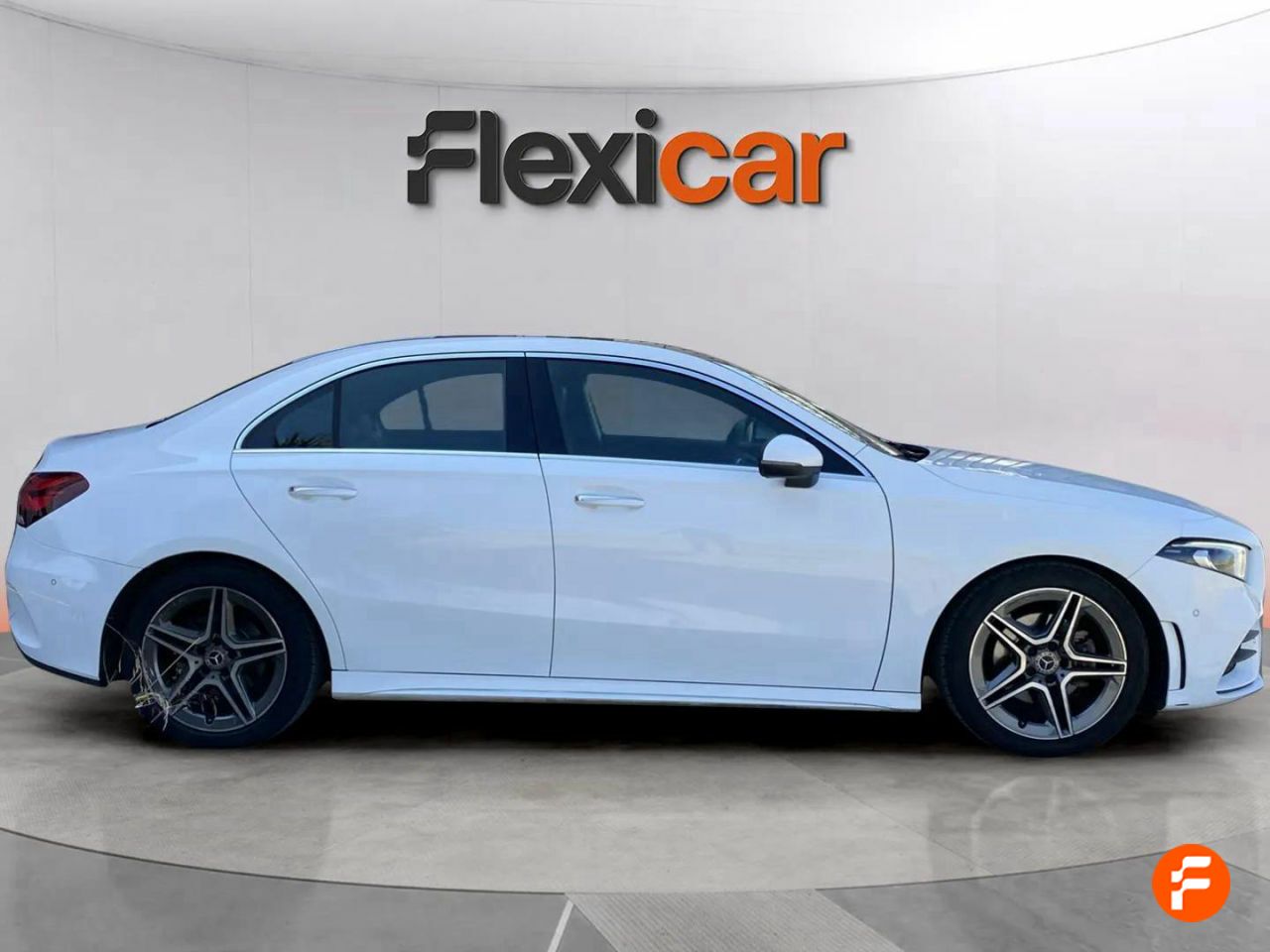 mercedes clase a 2021 / foto grande (3)