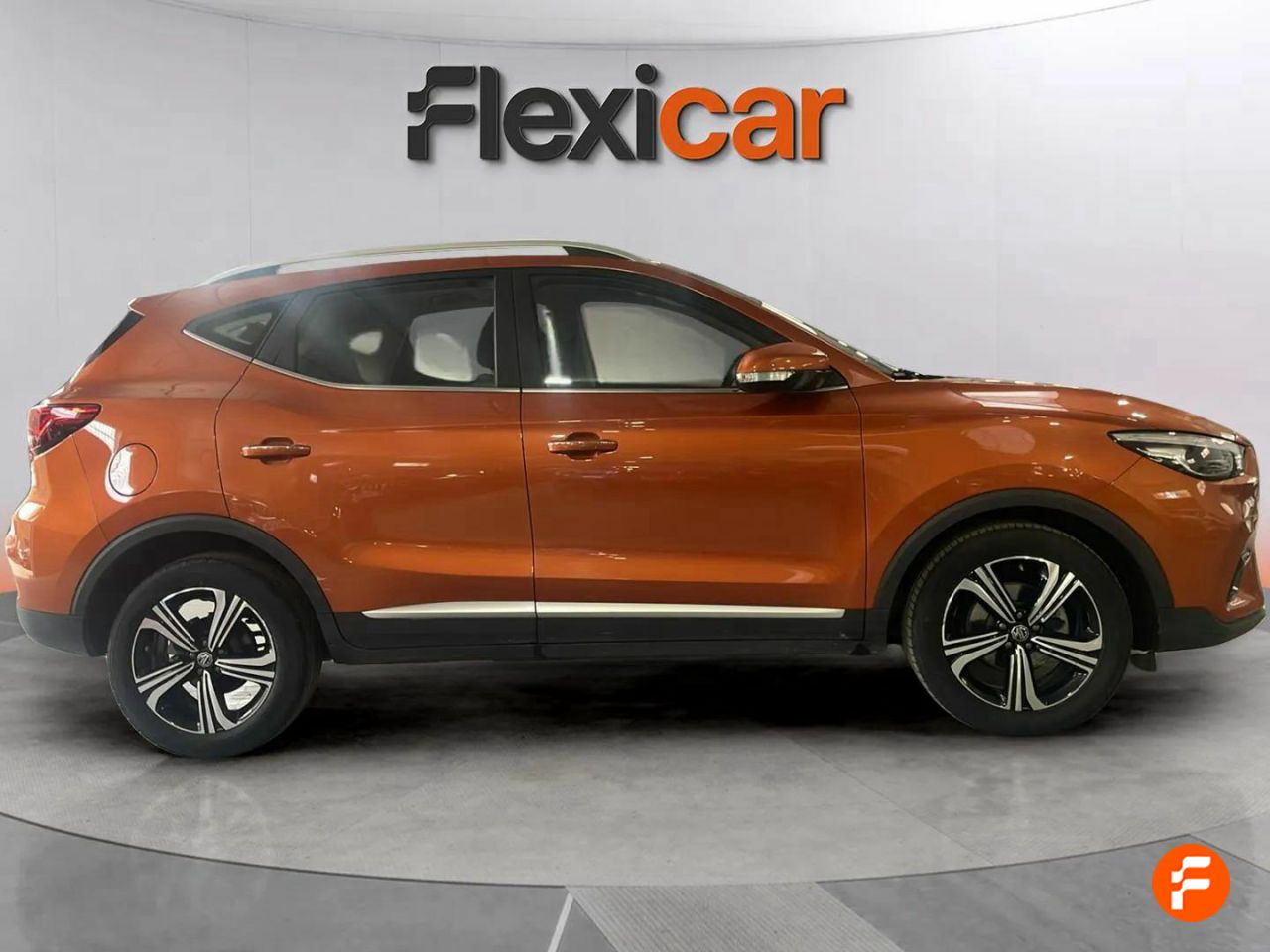 mg zs 2022 / foto grande (3)