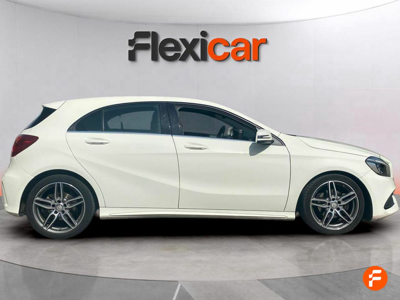 mercedes clase a 2017 / foto grande (3)