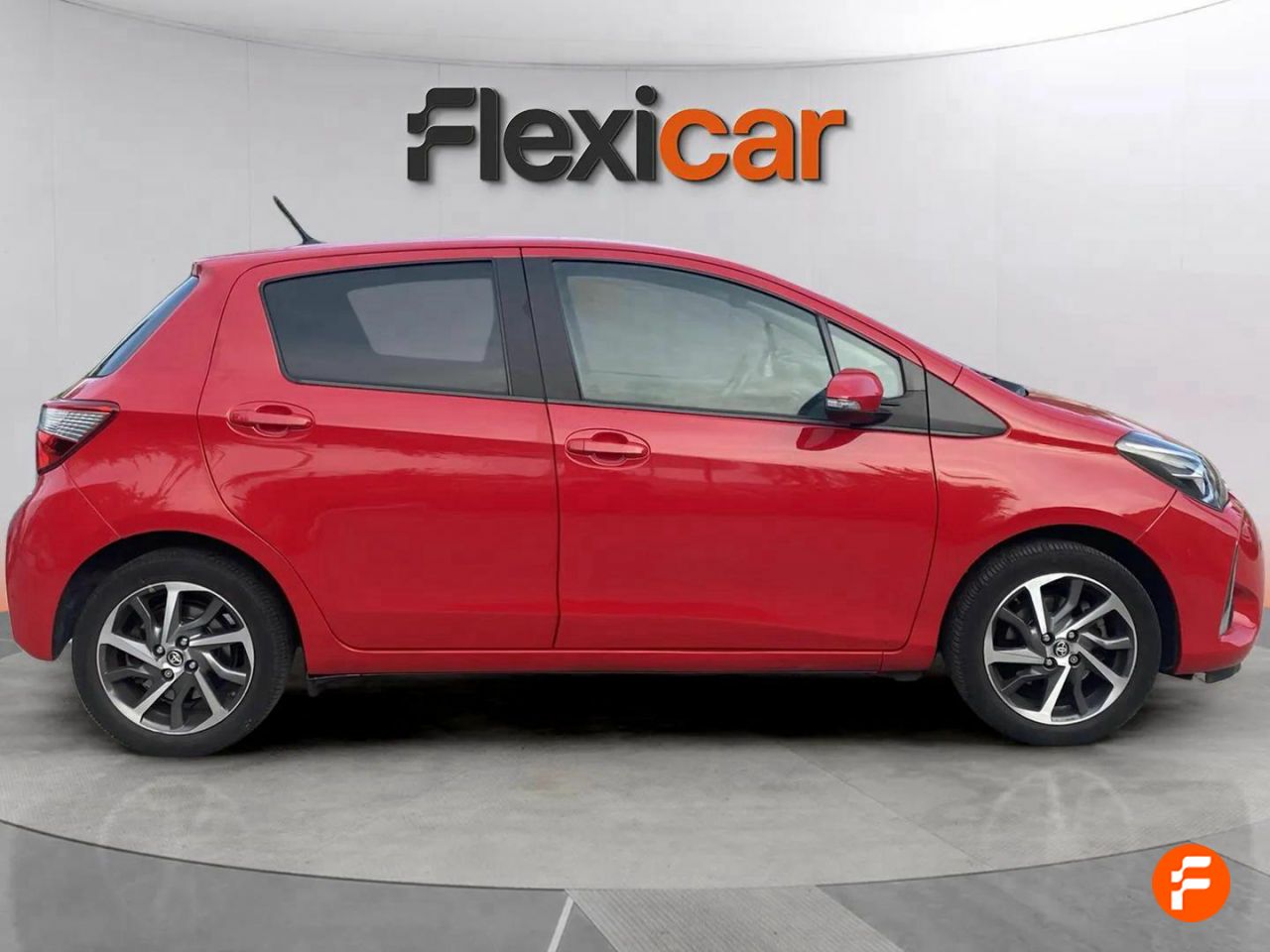 toyota yaris 2020 / foto grande (2)