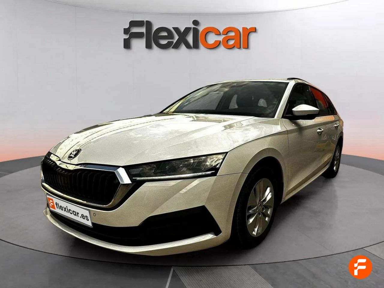 skoda octavia 2021 / foto grande (3)