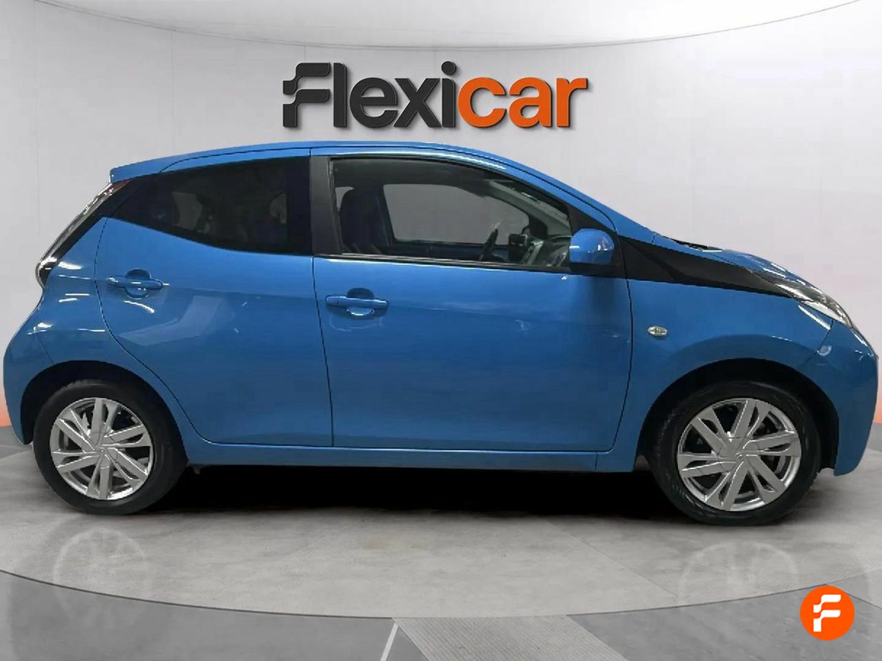 toyota aygo 2017 / foto grande (2)