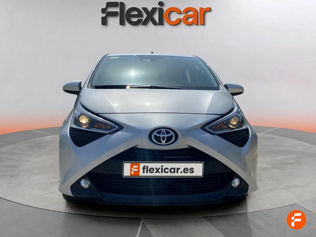 toyota aygo 2019 / foto grande (2)