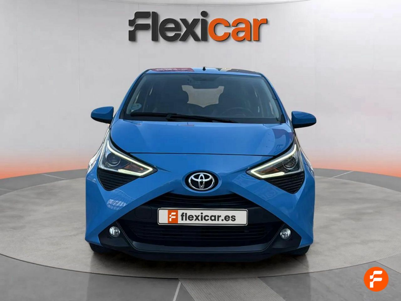 toyota aygo 2019 / foto grande (2)