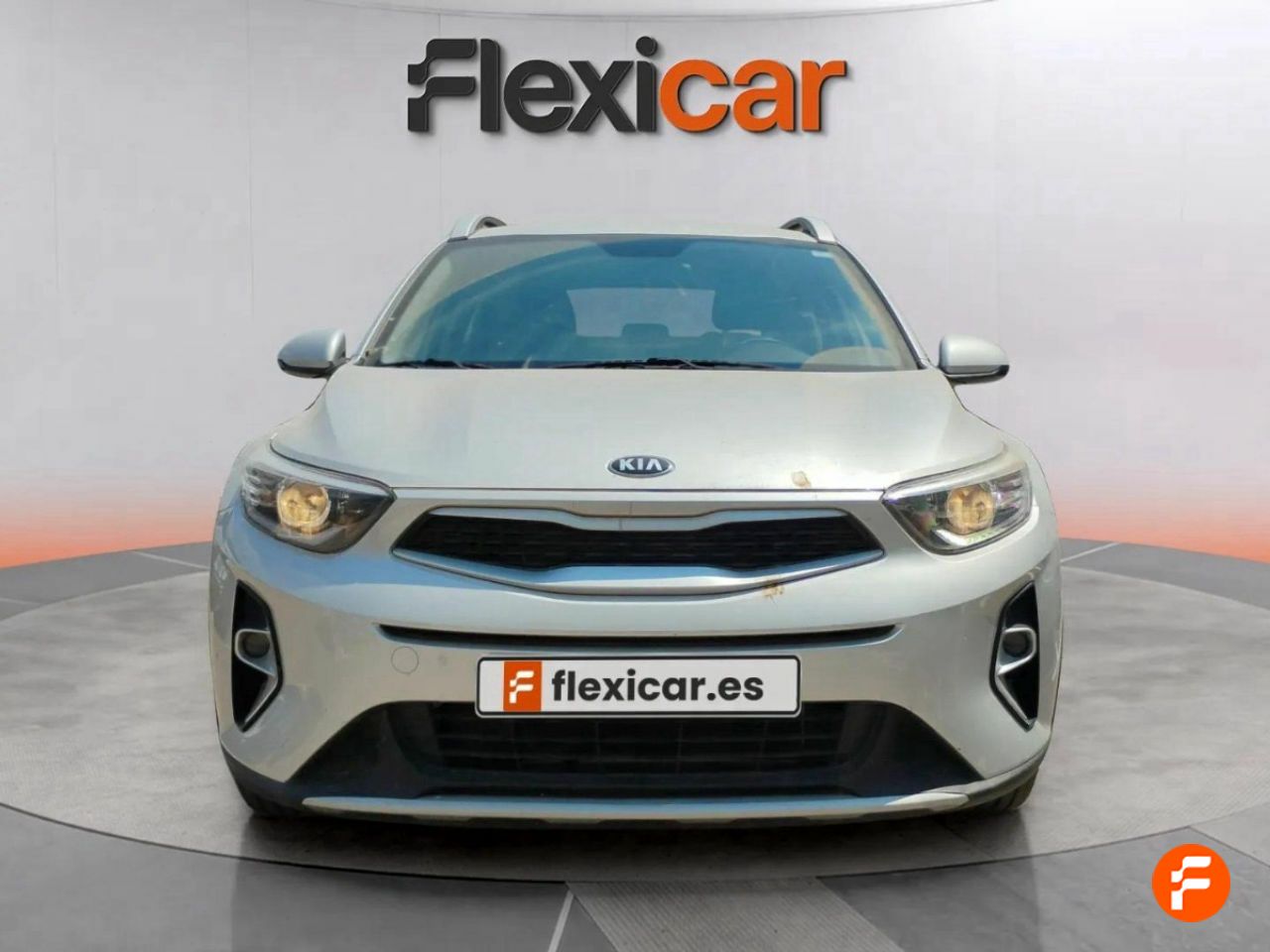 kia stonic 2021 / foto grande (2)