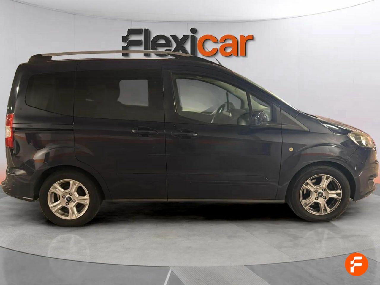 ford tourneo courier 2018 / foto grande (2)