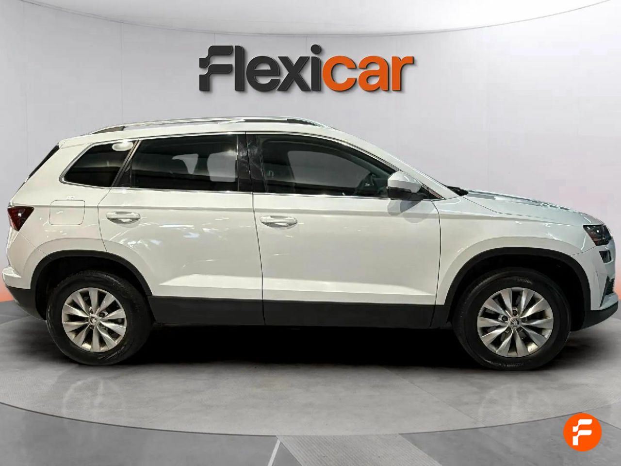 skoda karoq 2023 / foto grande (3)