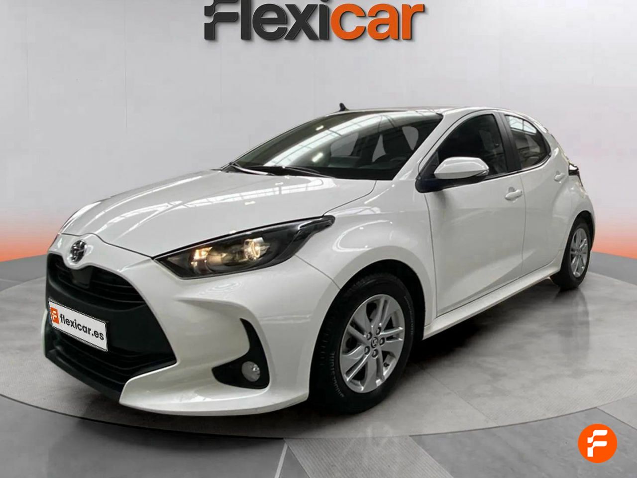 toyota yaris 2022 / foto grande (3)