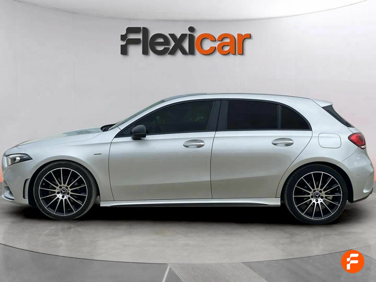 mercedes clase a 2021 / foto grande (3)