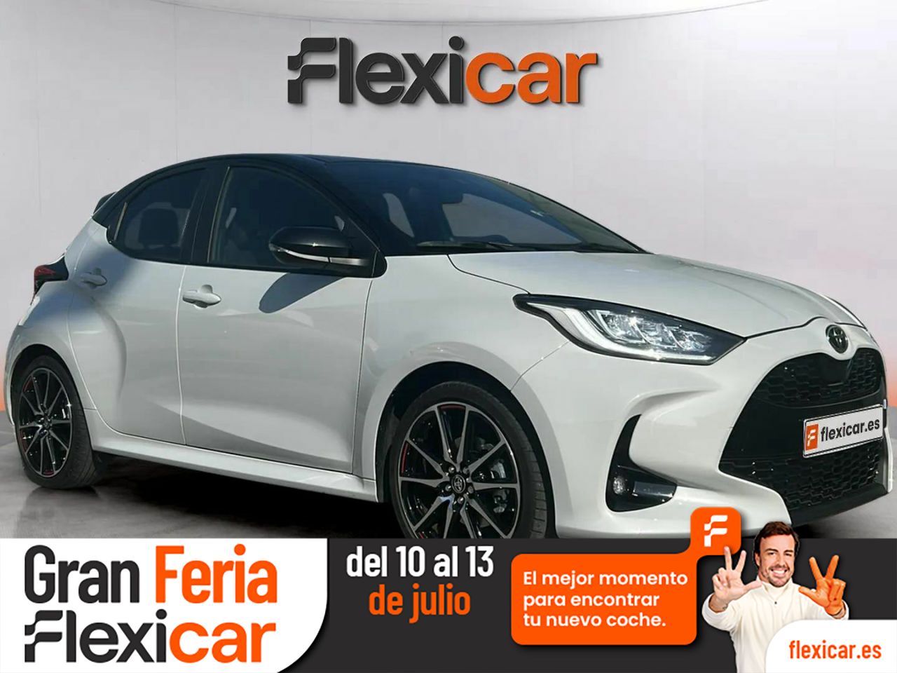 Foto toyota yaris 2023 /