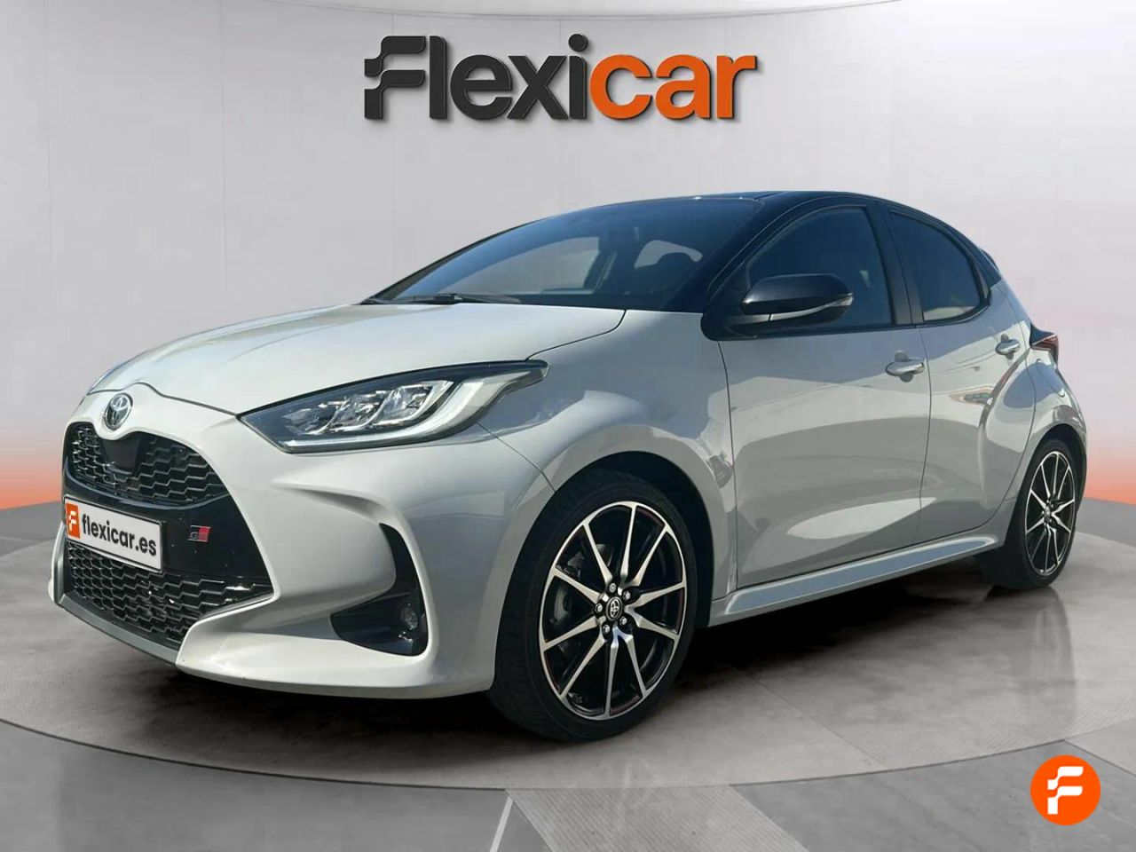toyota yaris 2023 / foto grande (3)