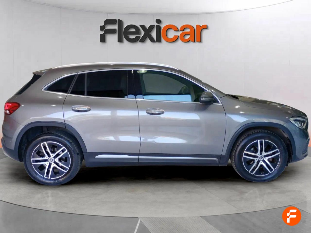 mercedes gla 2022 / foto grande (3)