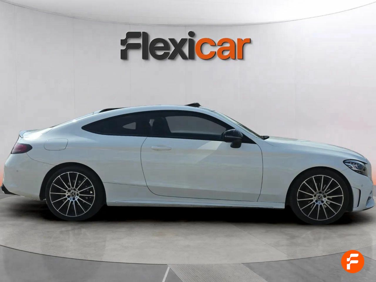 mercedes clase c 2021 / foto grande (3)