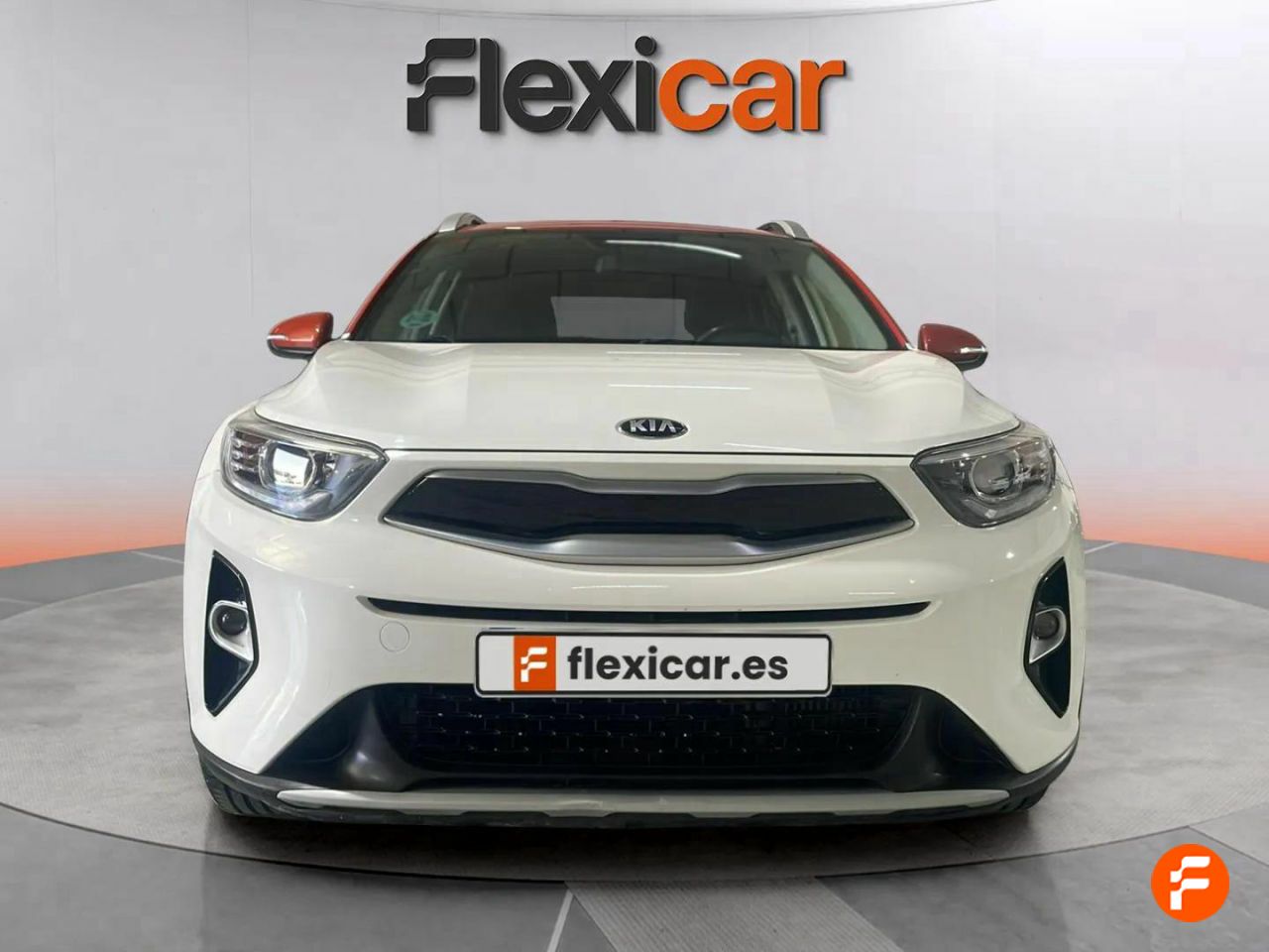 kia stonic 2021 / foto grande (2)