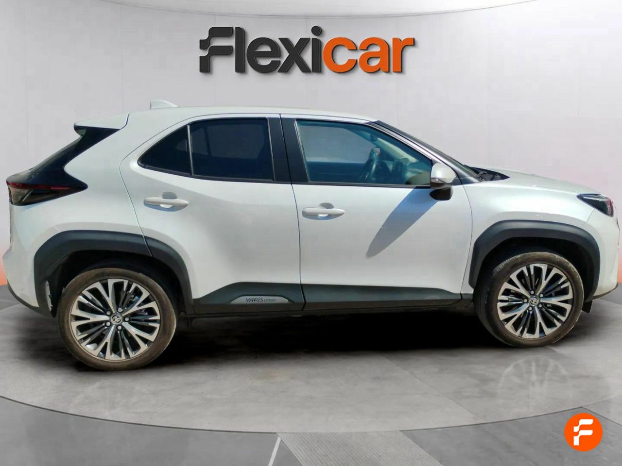 toyota yaris cross 2023 / foto grande (3)