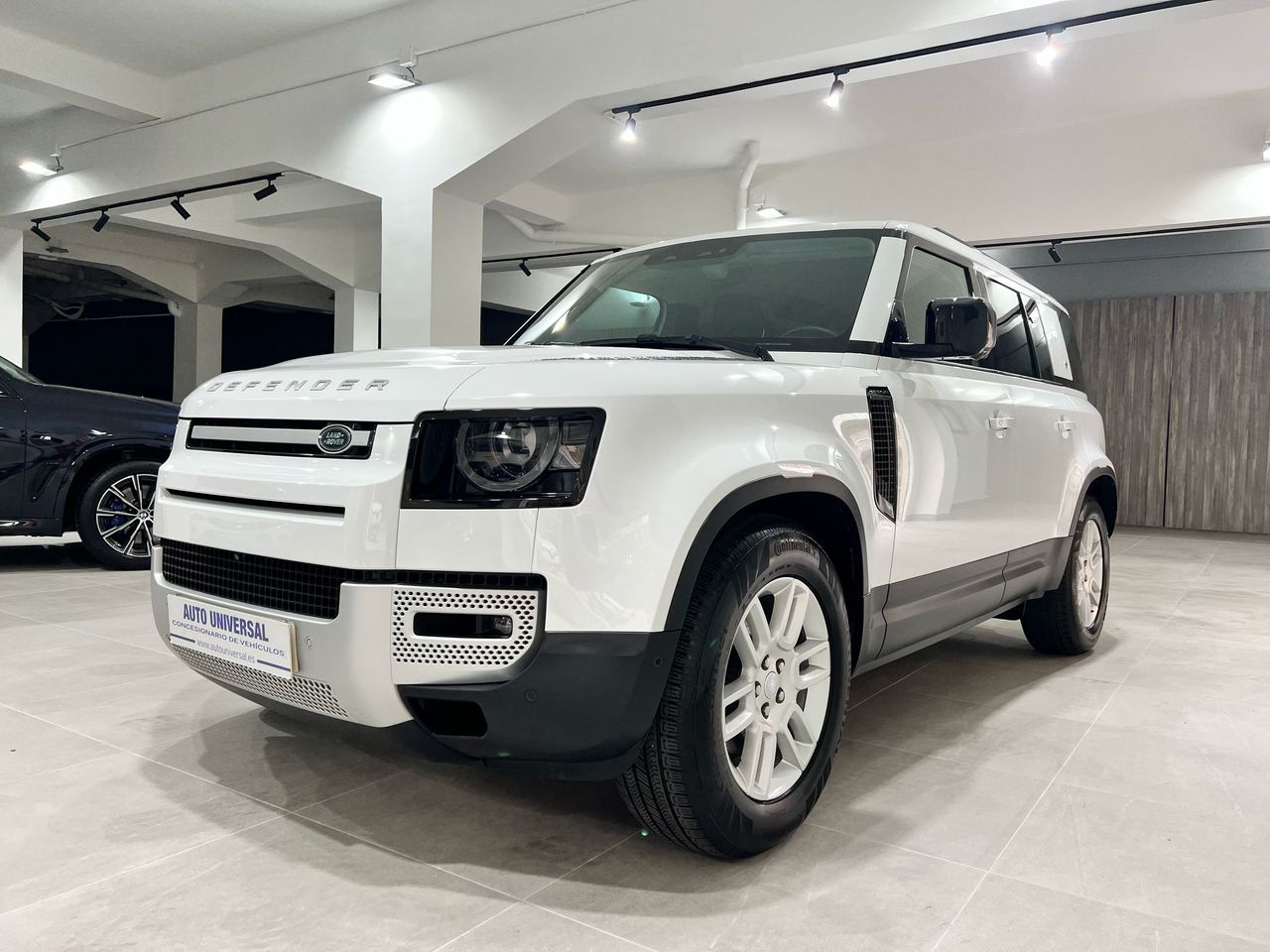 Foto land-rover defender 2021 /