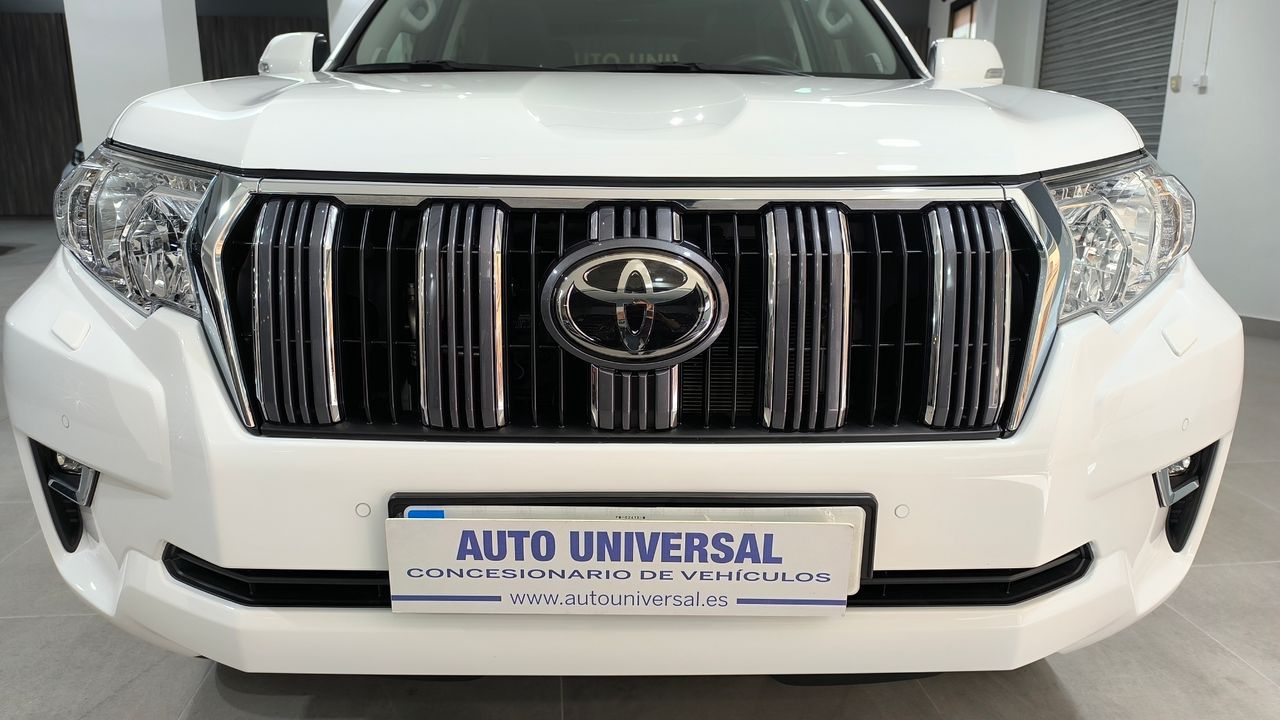 toyota land cruiser 2020 / foto grande (2)