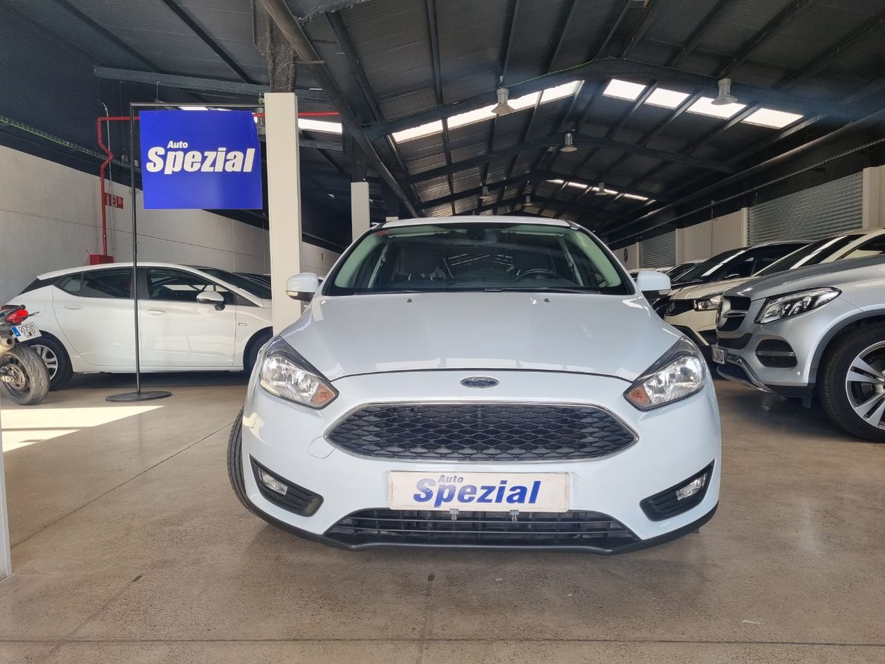 ford focus 2018 / foto grande (2)