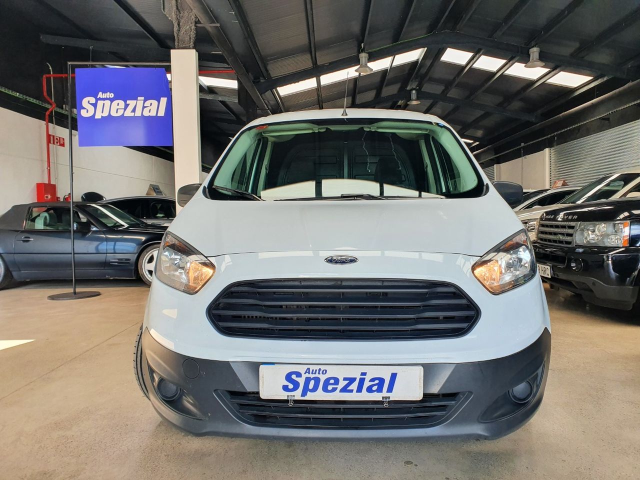 ford transit courier 2018 / foto grande (2)
