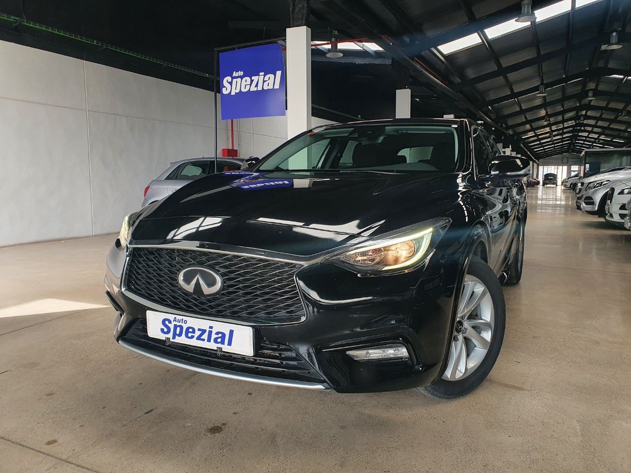 Infiniti qx30 diesel  de segunda mano - infiniti q30 2018 /