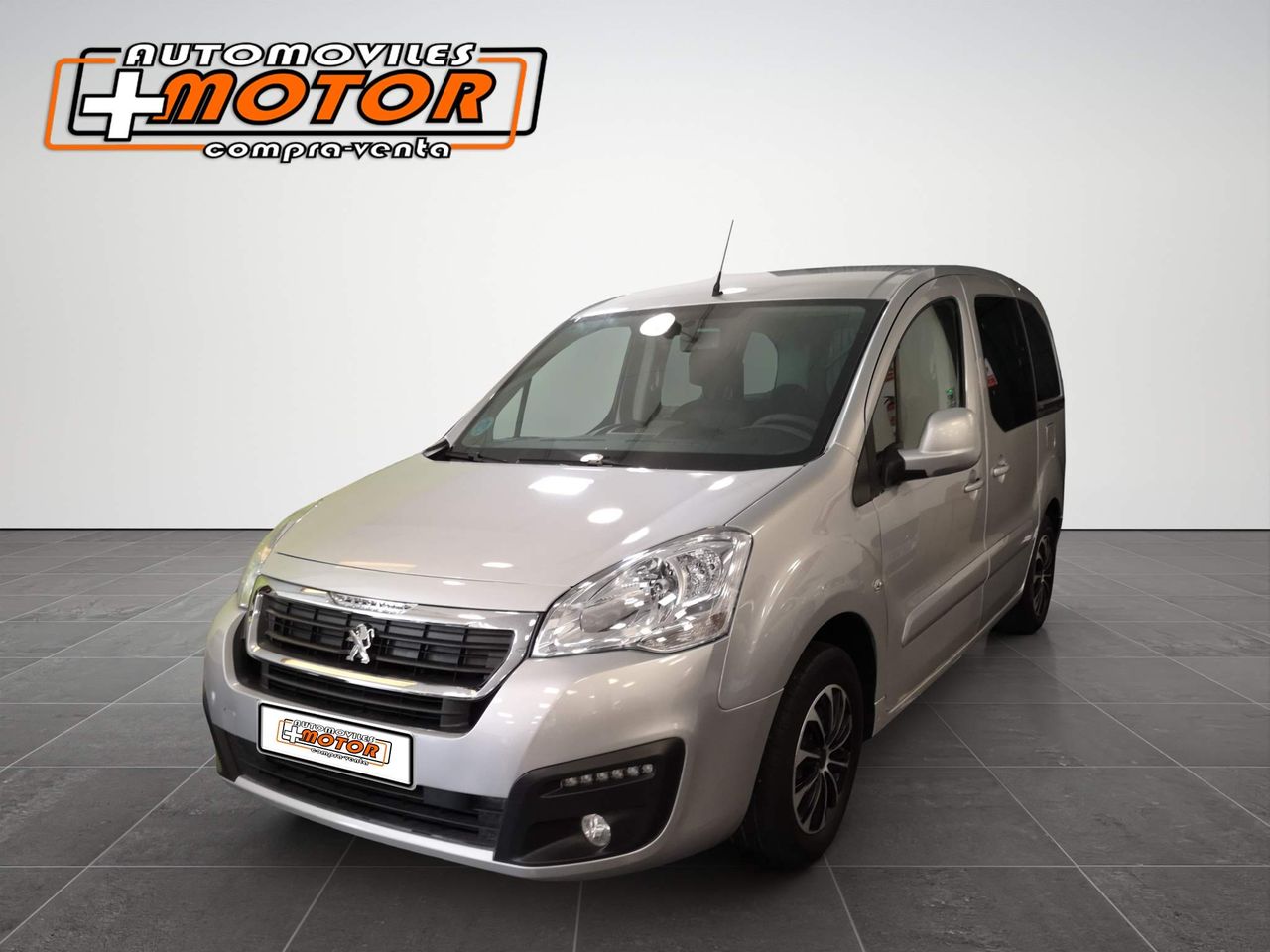 Chalet adosado impecable  de segunda mano - peugeot partner 2017 /