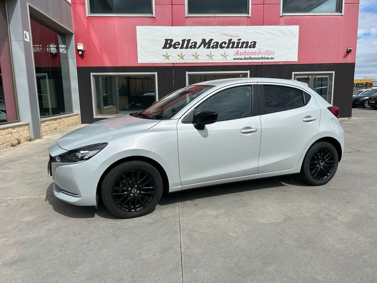 mazda 2 2023 / foto grande (2)
