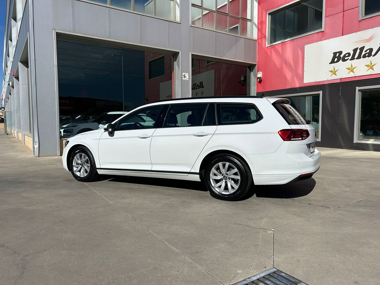 volkswagen passat 2021 / foto grande (3)