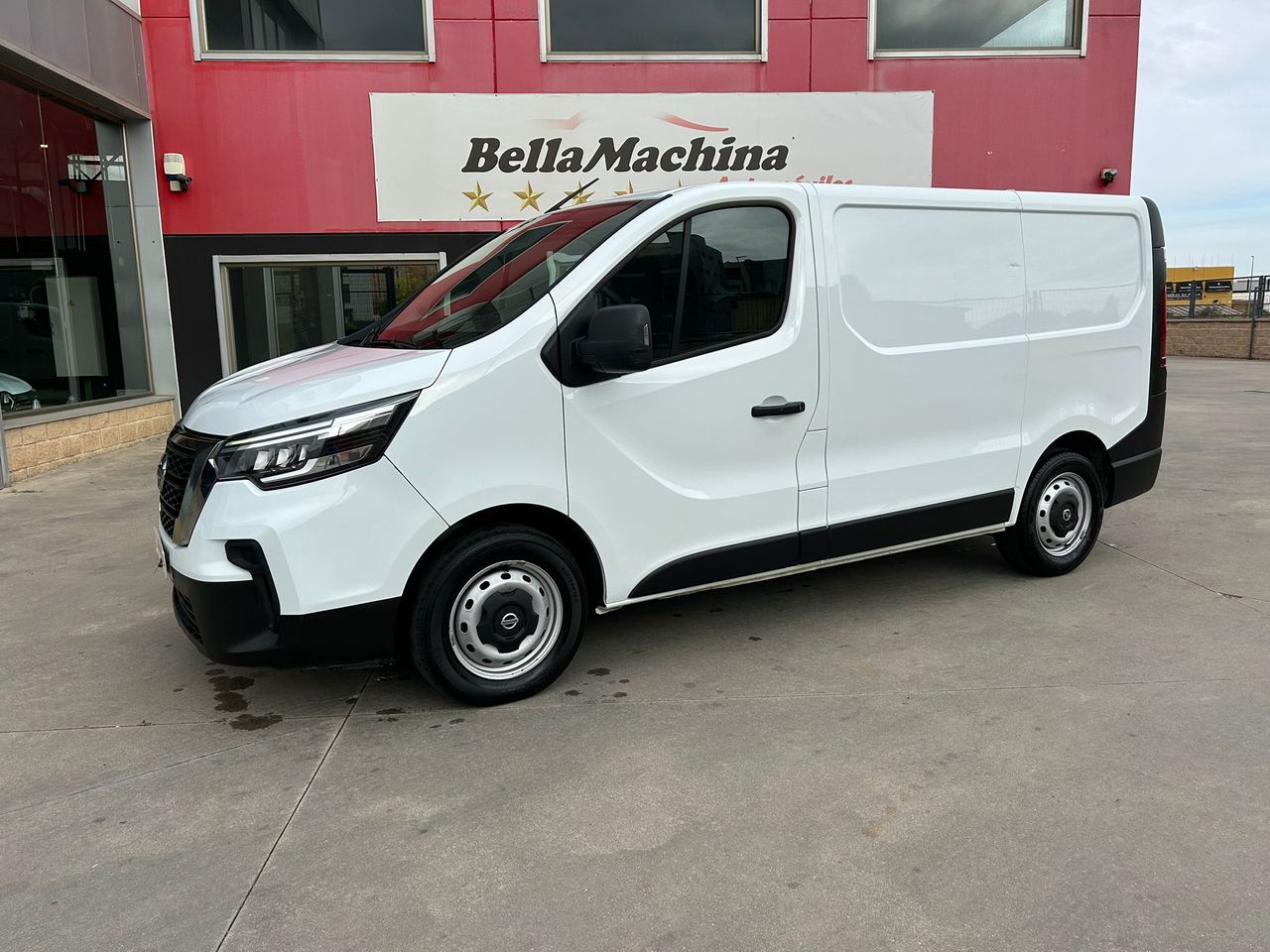 nissan primastar 2023 / foto grande (2)