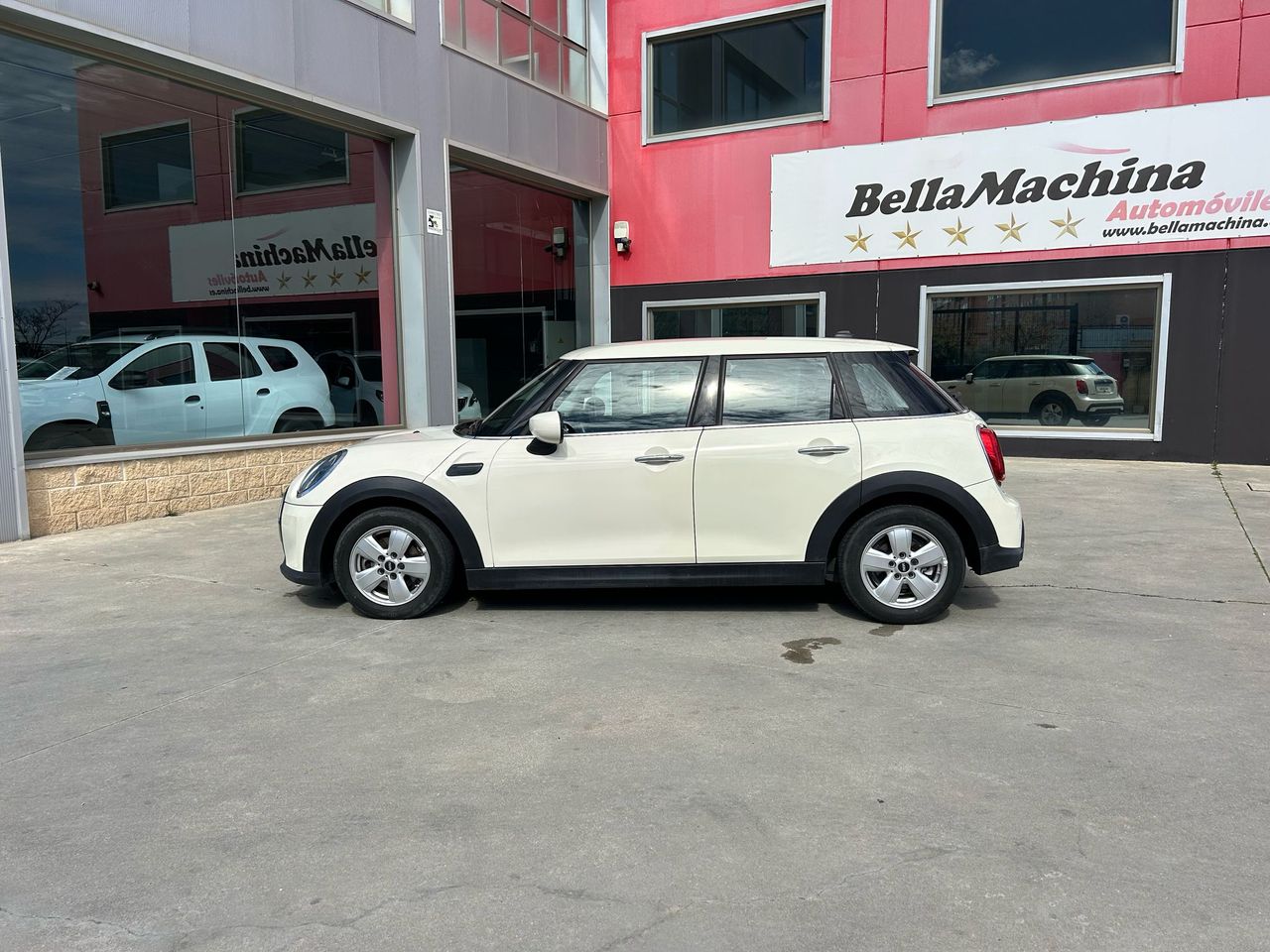 mini mini 2022 / foto grande (3)