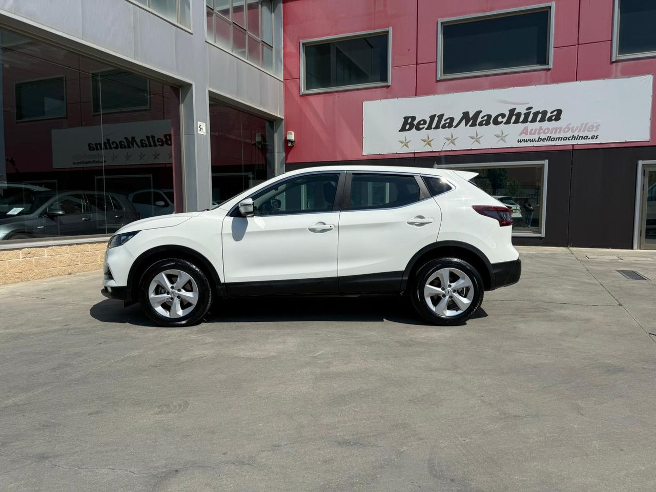 nissan qashqai 2021 / foto grande (3)