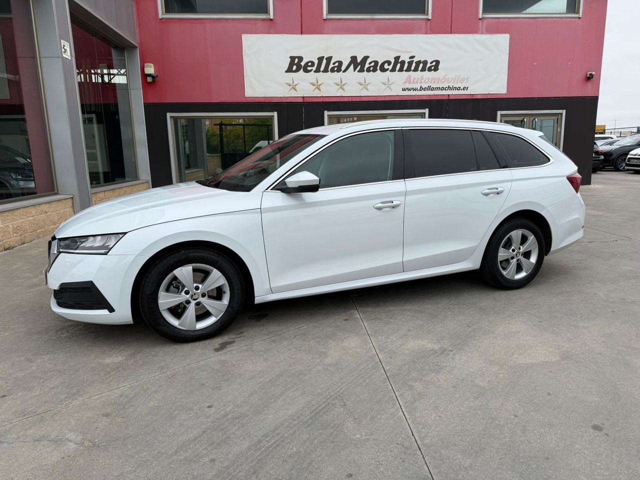 Skoda Octavia Combi 1.0 TSI 81kW(110CV) DSG mHEV Ambi. - Foto 2