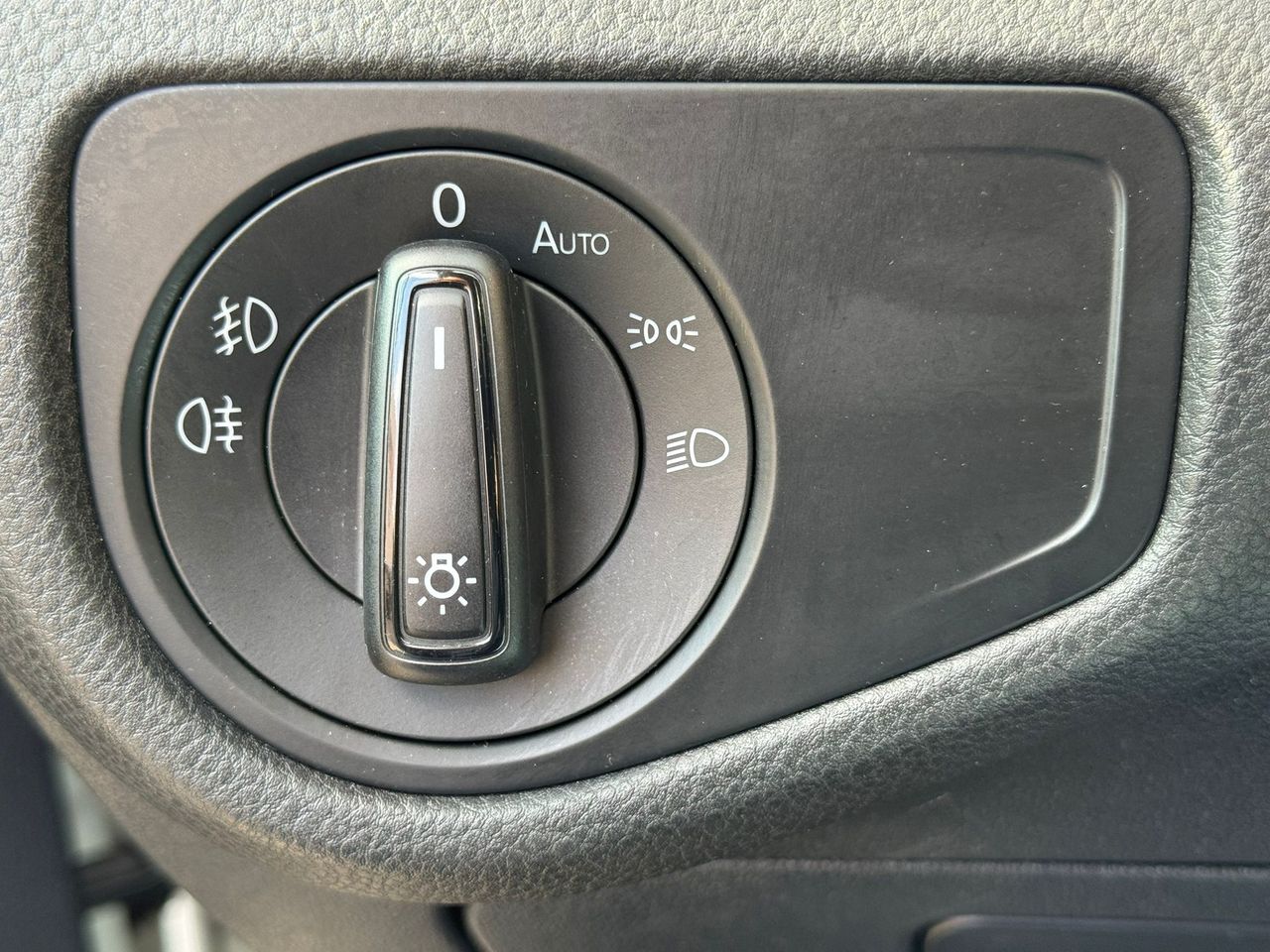 Volkswagen Golf Business 1.6 TDI 85kW (115CV) Variant - Foto 2