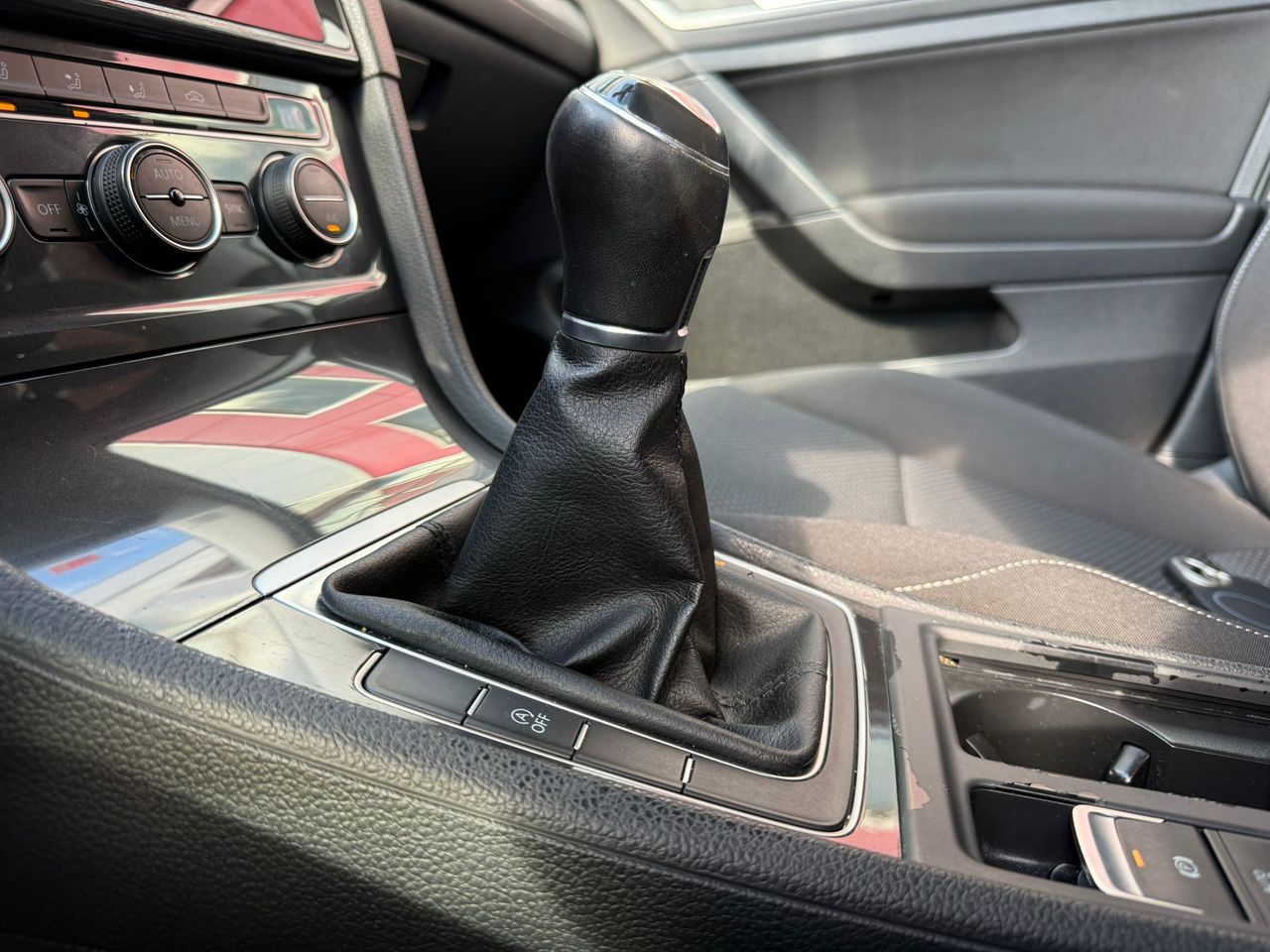 Volkswagen Golf Business 1.6 TDI 85kW (115CV) Variant - Foto 2