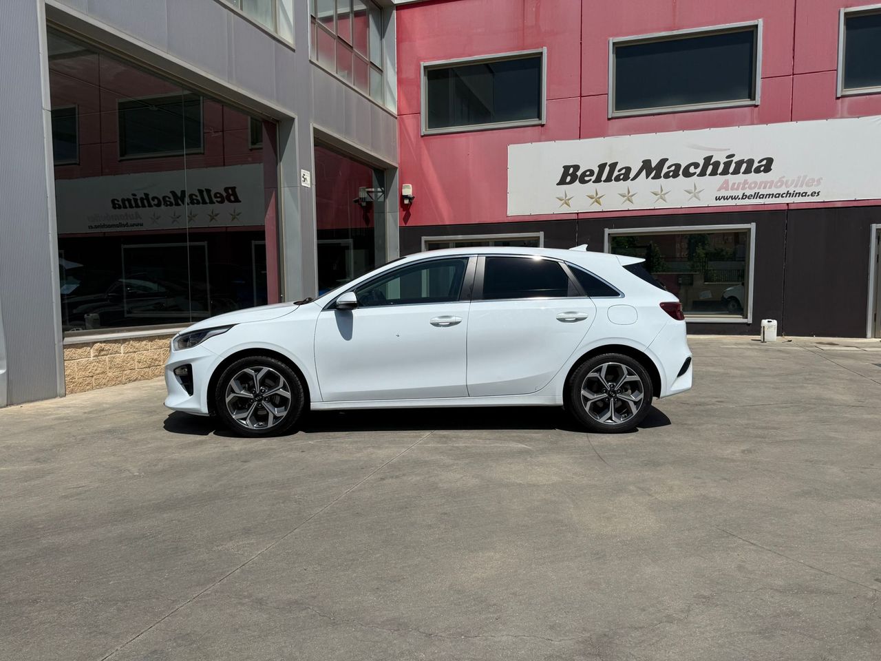 Kia Ceed 1.6 CRDi 100kW (136CV) Tech - Foto 2