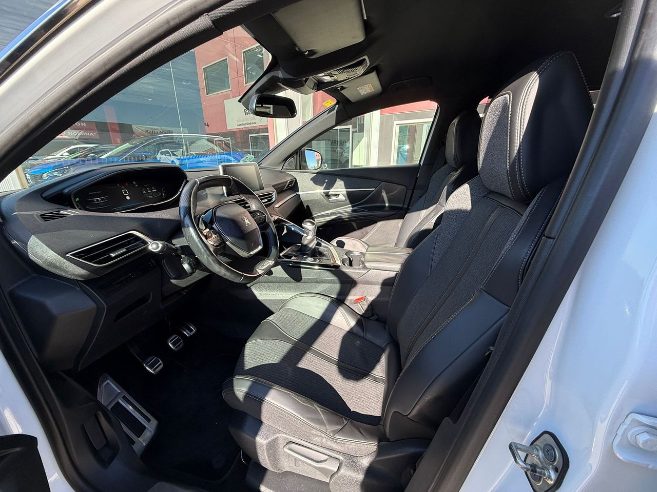 Peugeot 5008 GT-Line 1.2L PureTech 96kW (130CV) S&S - Foto 2