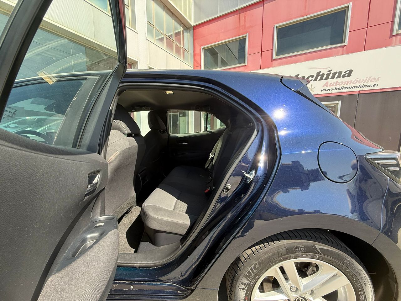 Toyota Corolla 1.8 125H STYLE E-CVT - Foto 2