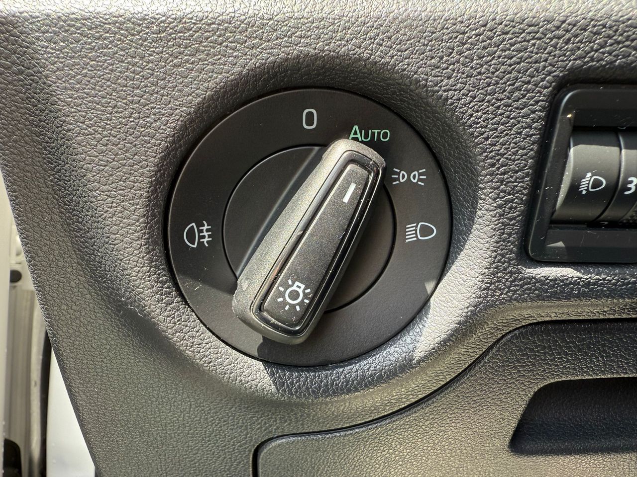 Skoda Scala 1.0 TSI 70 KW (95 CV) Ambition - Foto 2