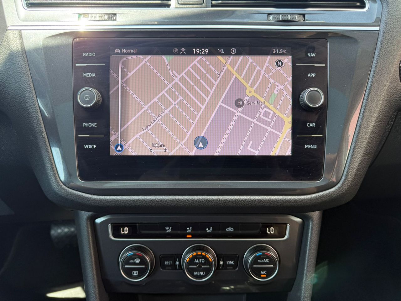 Volkswagen Tiguan Sport 2.0 TDI 147kW (200CV) 4Motion DSG - Foto 2